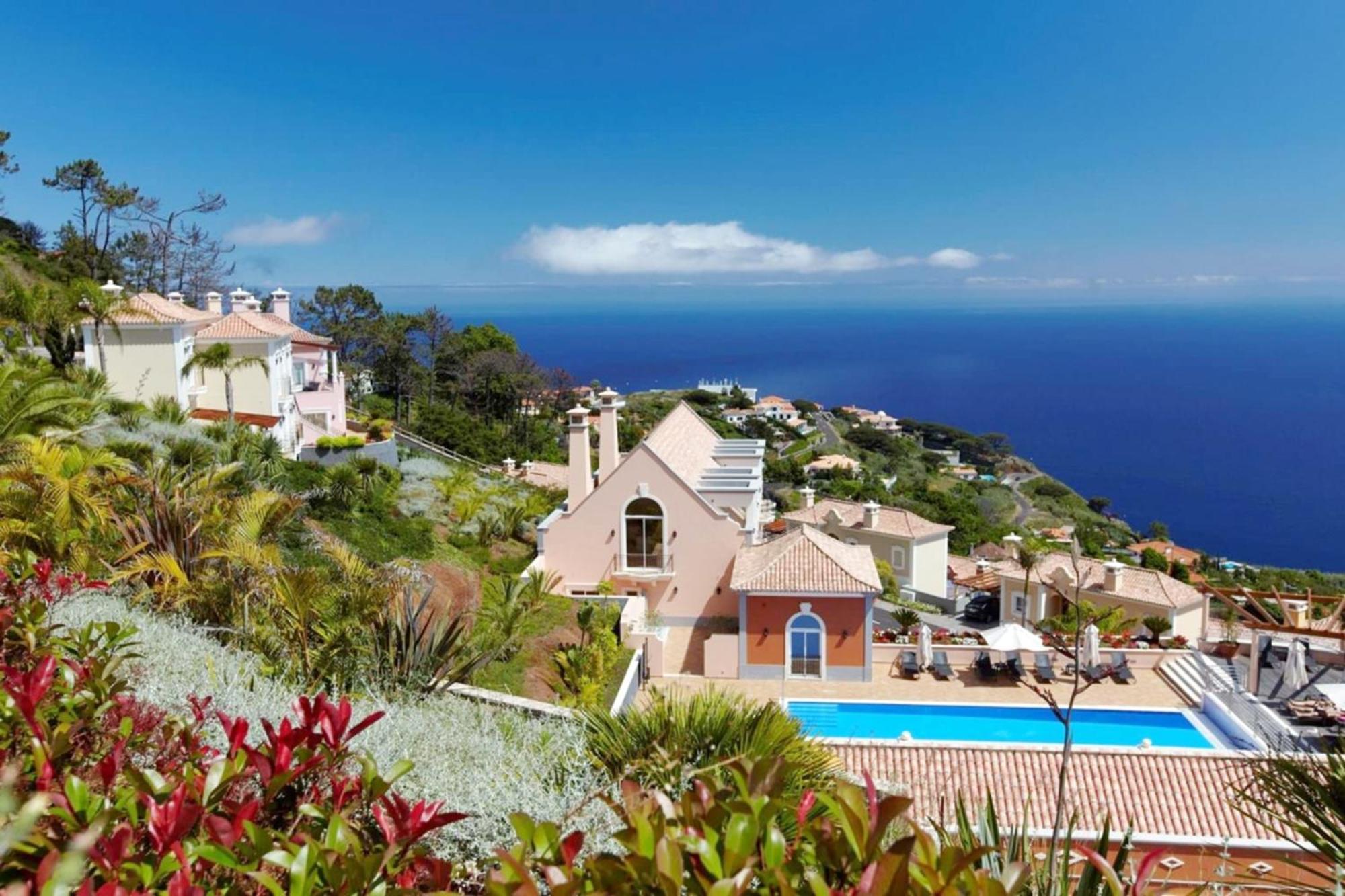 Villa Eve Palheiro Village By Holiday Rental Madeira Funchal  Exterior photo