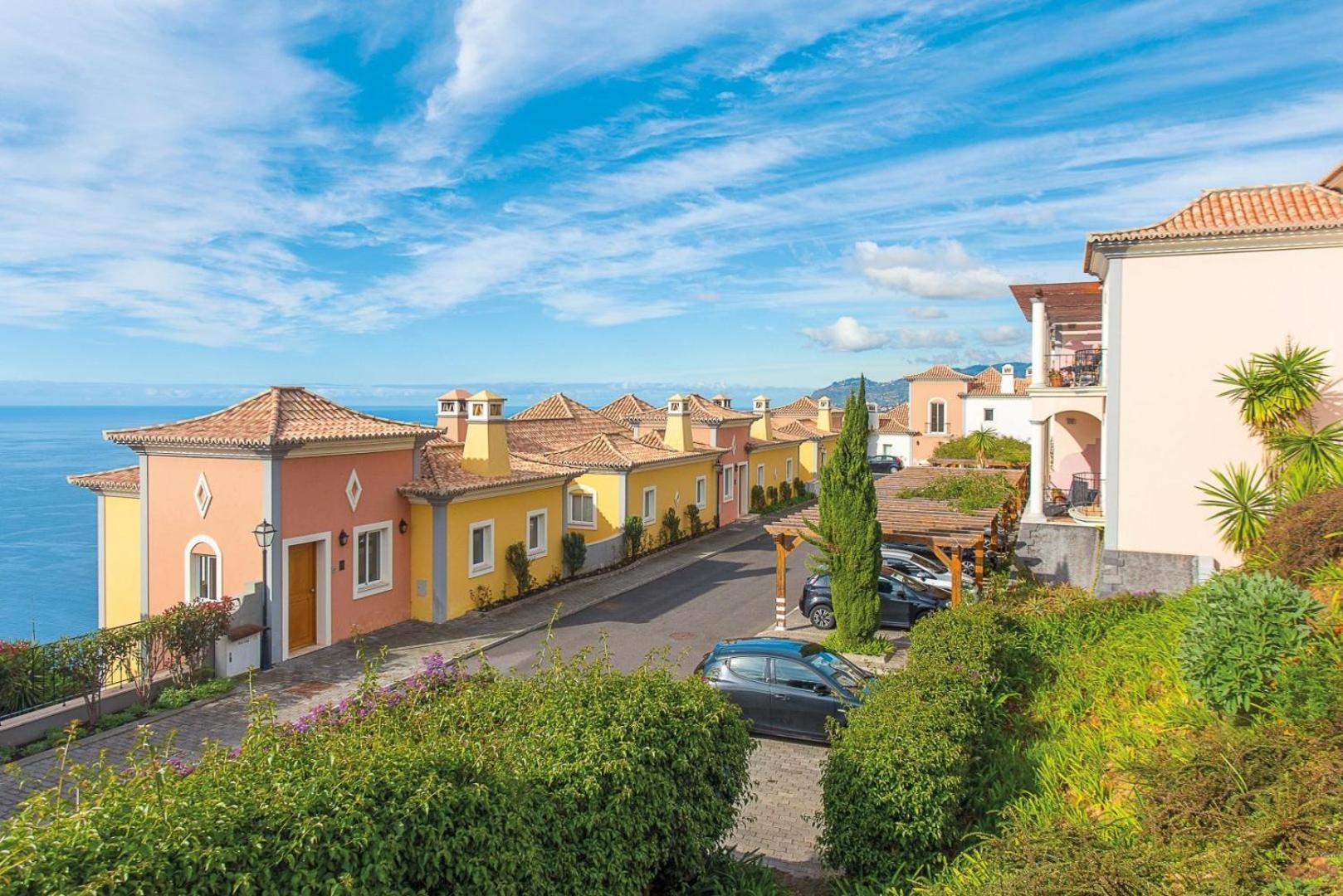 Villa Eve Palheiro Village By Holiday Rental Madeira Funchal  Exterior photo